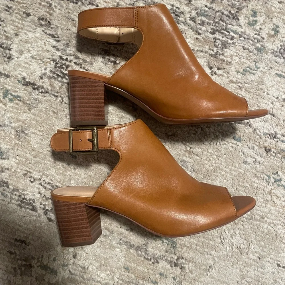 Clarks Women's Brown Leather Open-Toe Slingback Mules - Picture 6 of 11